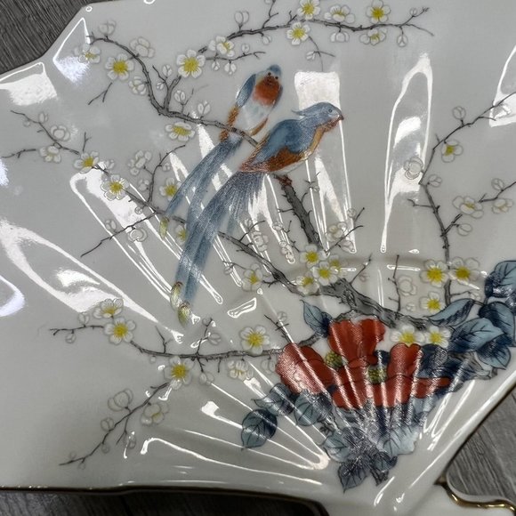 𝅺VINTAGE Bird Branch Floral Fan White Porcelain Trinket Tray Jay Fine China - Picture 5 of 5